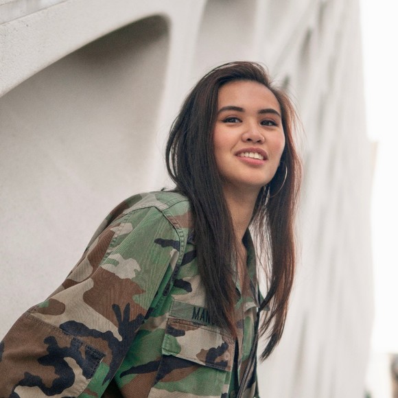 Meet your Posher, Ellaine - Picture 1 of 1